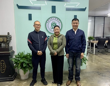 江苏省区域合作交流协会常务秘书长李论到访商会
